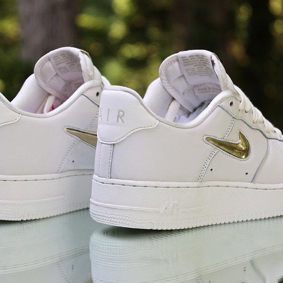 Nike Air Force 1 Premium LX Jewel Phantom - Picture 12 of 15